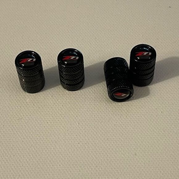 Z71 Chevrolet Valve Stem Caps in Black Set of 4 NWT - Picture 2 of 4